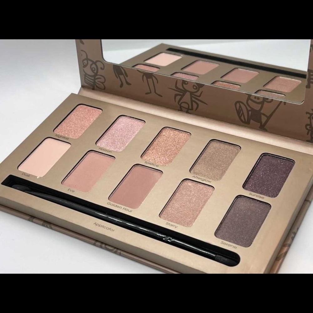 Okalan natural eyeshadow palette